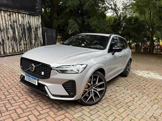 VOLVO XC60 2.0 T8 RECHARGE POLESTAR ENGINEERED AWD GEARTRONIC